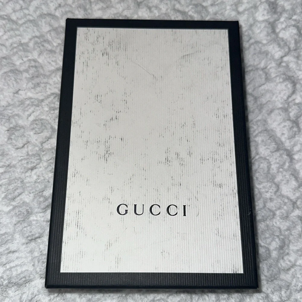 Gucci Beige GG Supreme Canvas Blind For Love iPhone 7 Case New with box - Picture 6 of 6